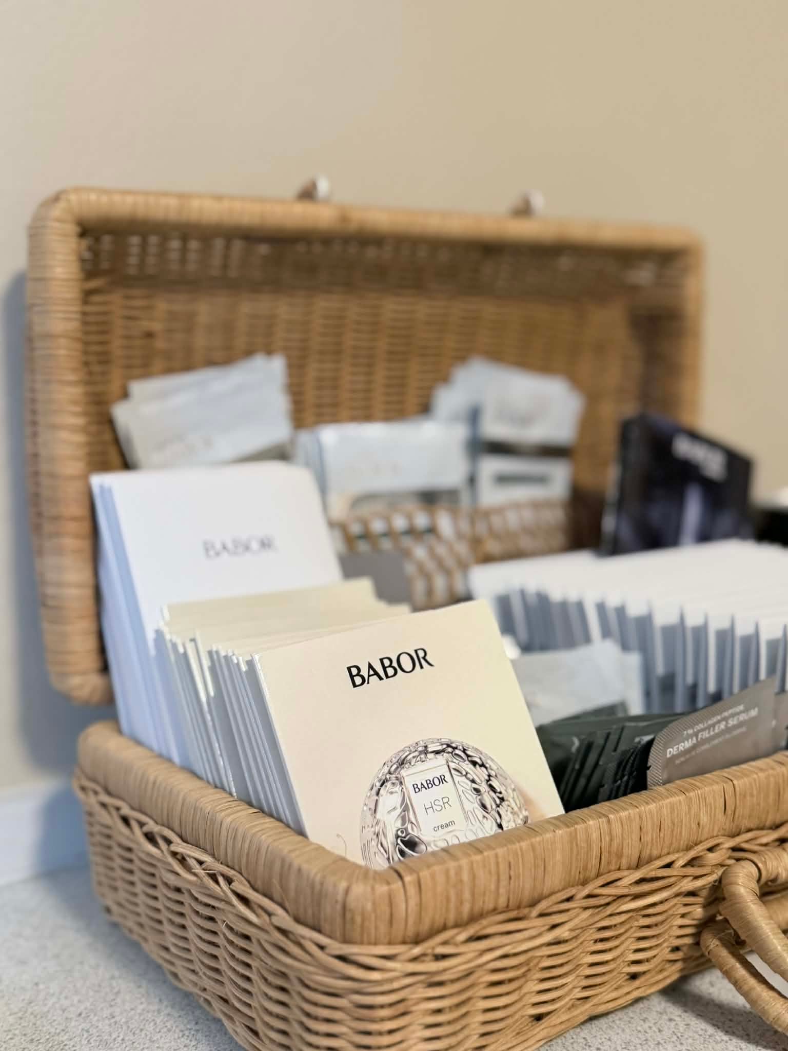 att.TpeAPl-bcJ8NMX7EQ8Phji-RL_qlq3gWvW1F0iyOxlY